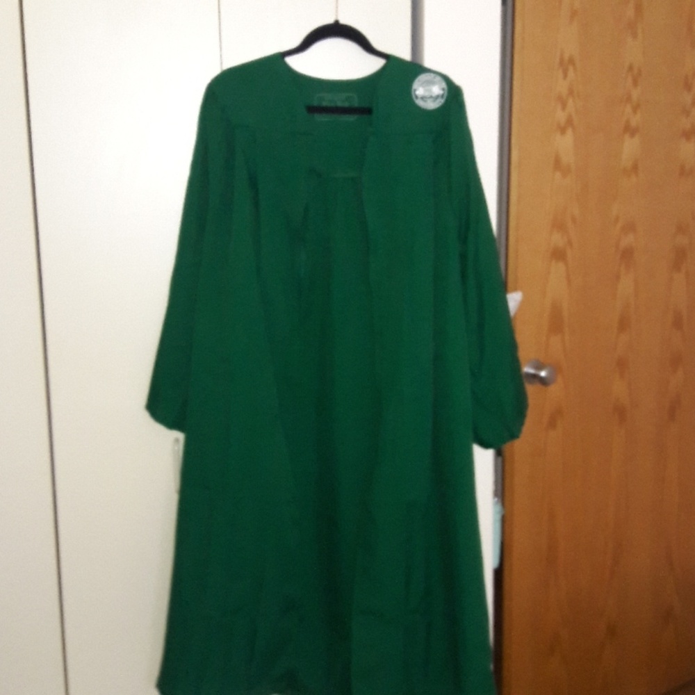 MSU undergrad gown
